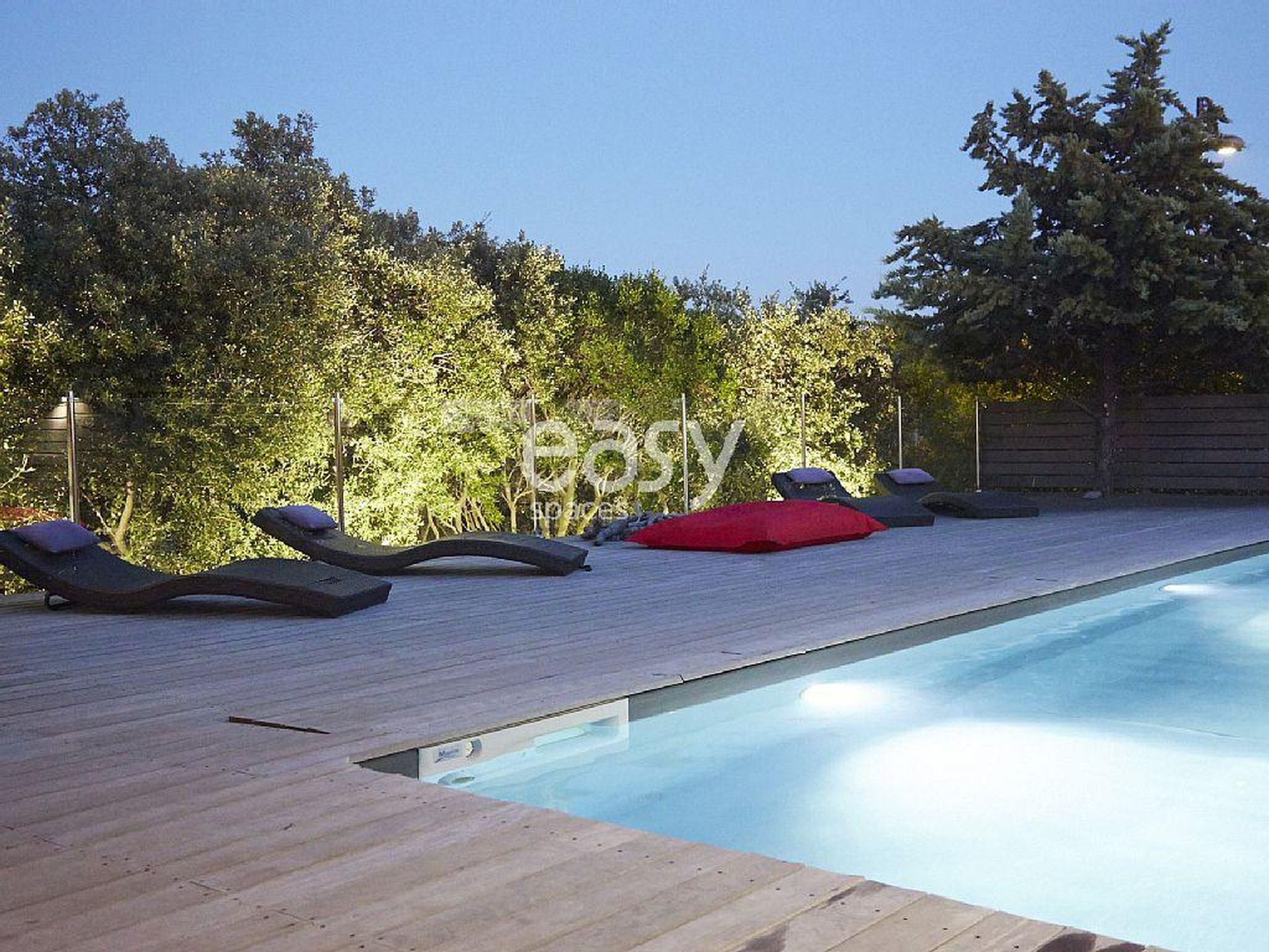 Location d ' espace atypique Marseille