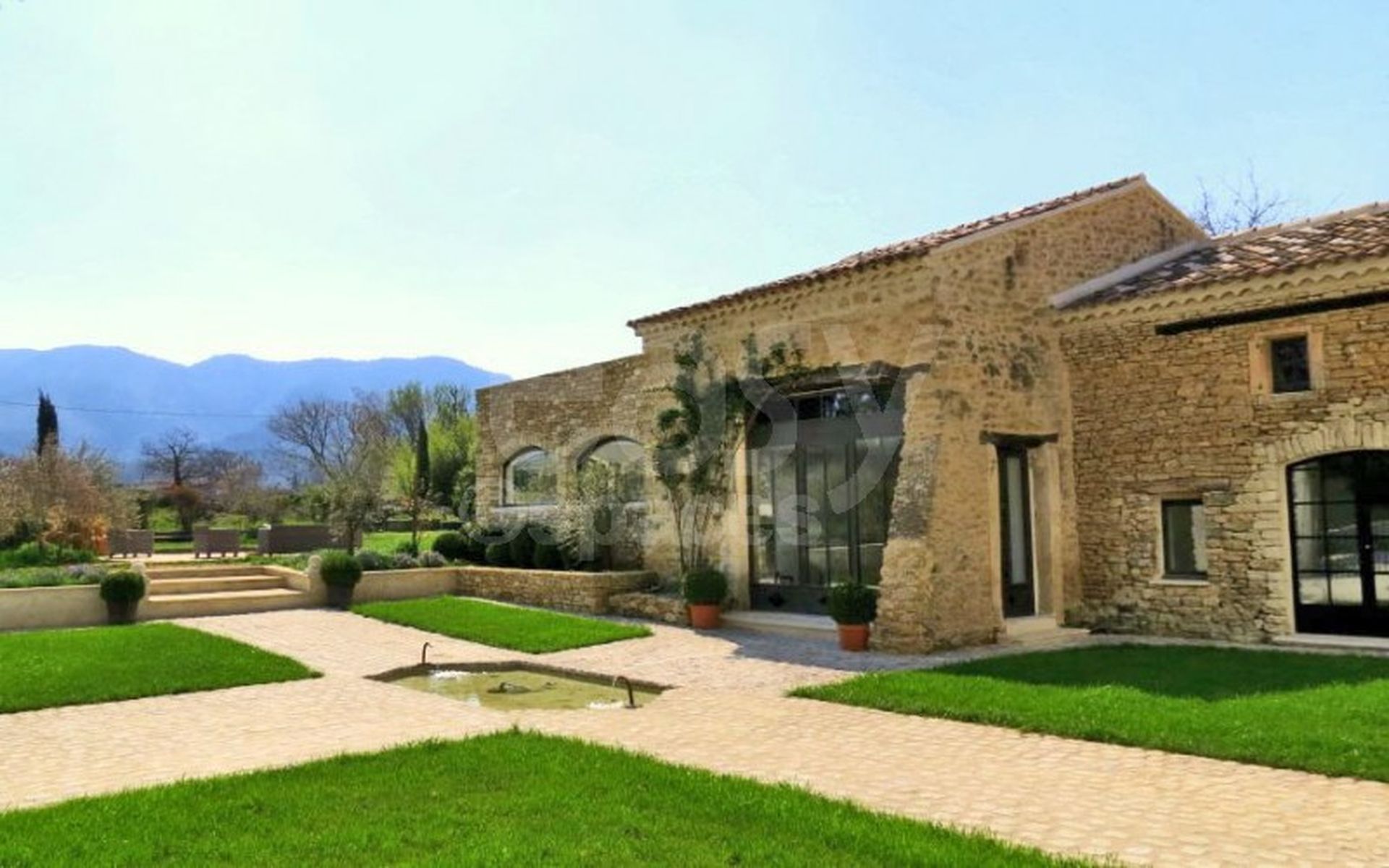 Location lieux pour événements originaux dans le Sud de la France