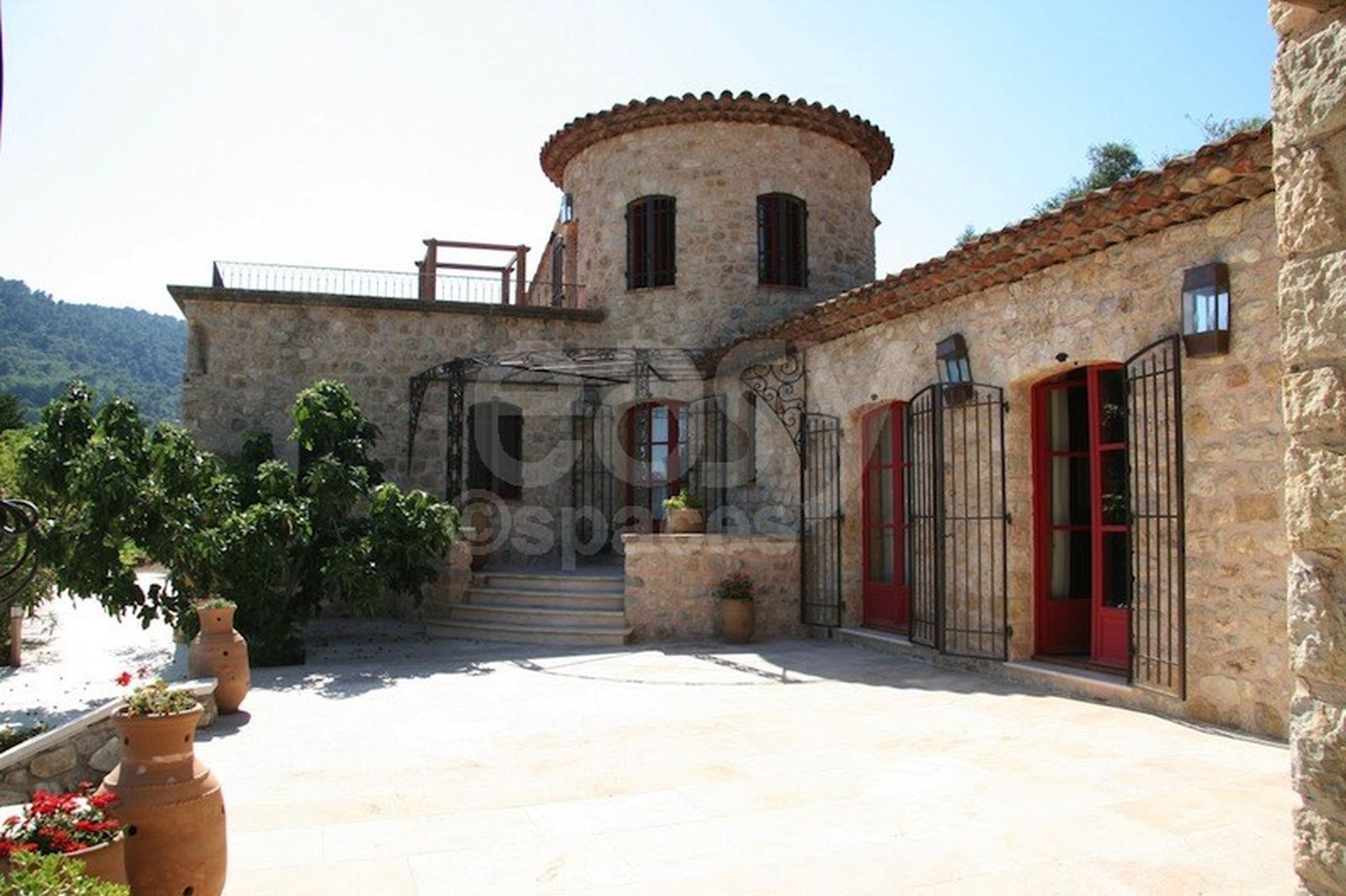 Services de production photo et repéreurs à Cannes