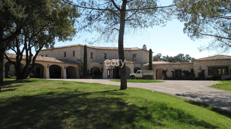 Villa avec piscine pour un lancement de produits de luxe en région paca