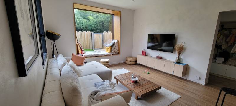 Salon de maison d 'architecte pour tournage publicitaire à Nantes