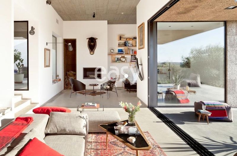 recherche un lieu pour un défilé de mode