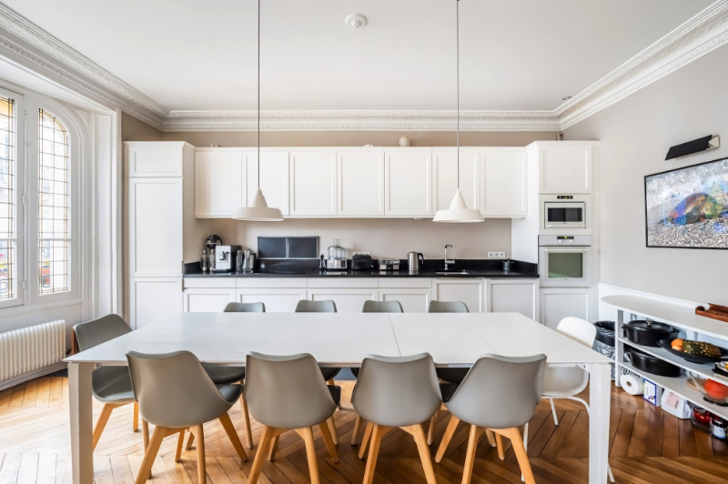 location d'un appartement haussmannien dans le centre de Paris