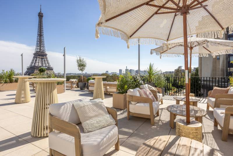 location rootop vue tour eiffel paris