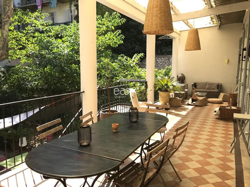 location de décors pour shooting photo marseille 13