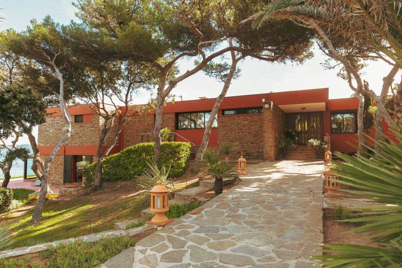 louer une villa contemporaine accès mer pour shooting paca