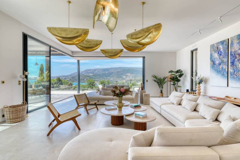 villa contemporaine à louer pour tournage saint tropez