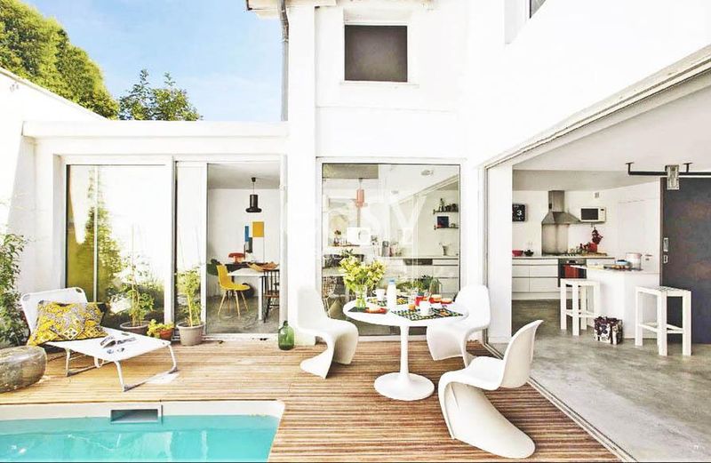 Maison contemporaine pour production photo