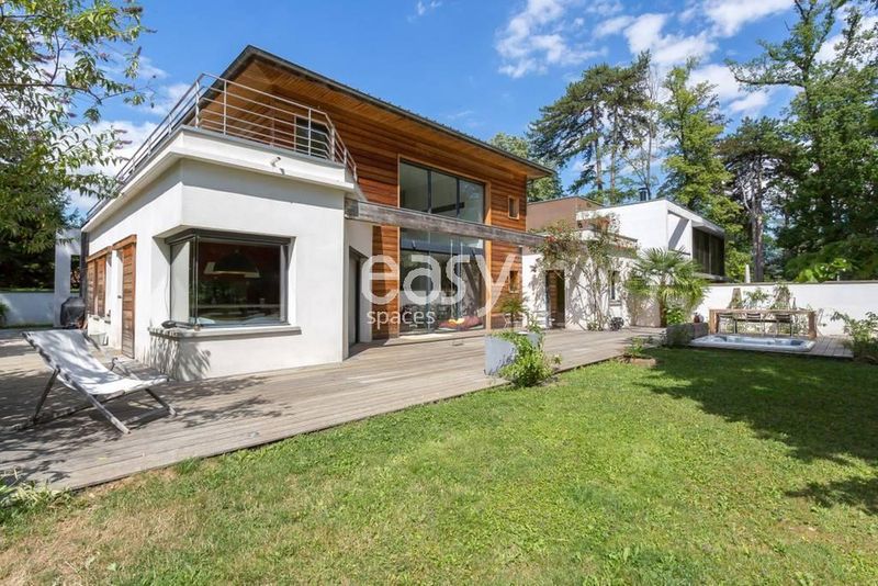 Villa Privée à louer pour Shooting, Tournage près de Lyon