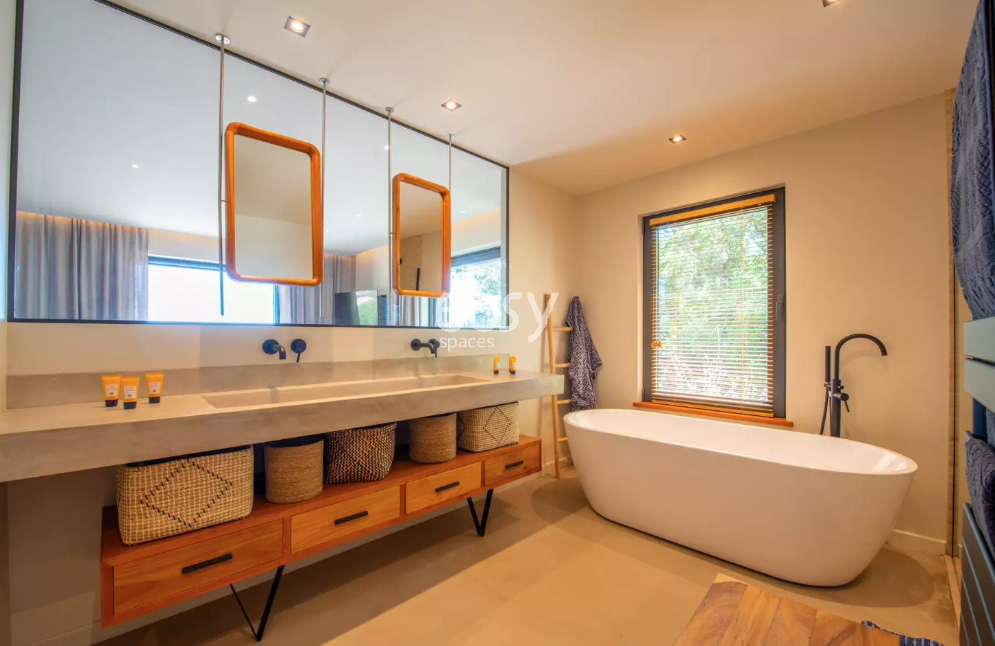 Villa en Pierre Pour Shooting et Tournage dans le Var