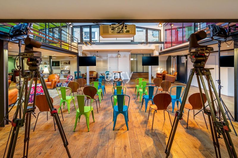 location de lieu pour exposer des voitures paris 75