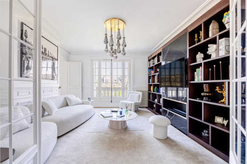 louer un décor haussmannien pour interview paris