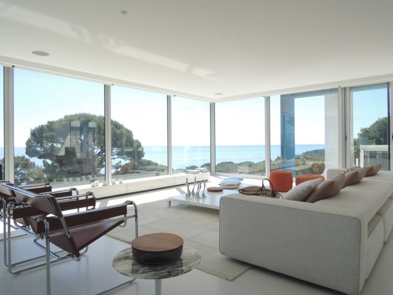 Location de villa contemporaine avec vue pour un tournage dans le sud de la France