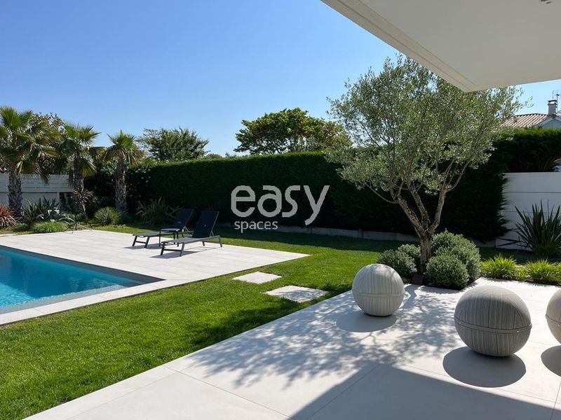 Villa contemporaine à louer pour shooting Bordeaux