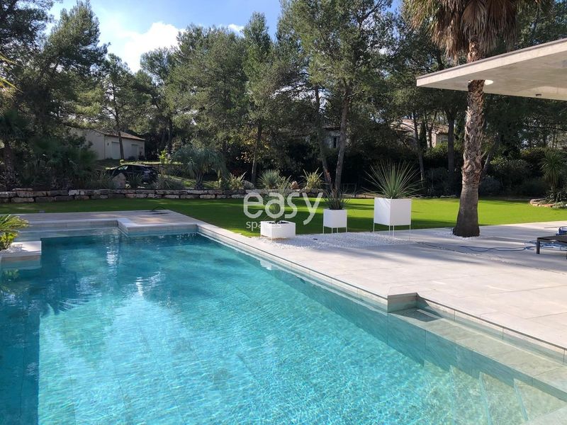 maison moderne avec piscine montpellier