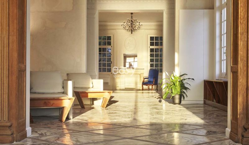 location de lieux et  maisons anciennes pour les tournages de films marseille provence alpes côte d ' azur