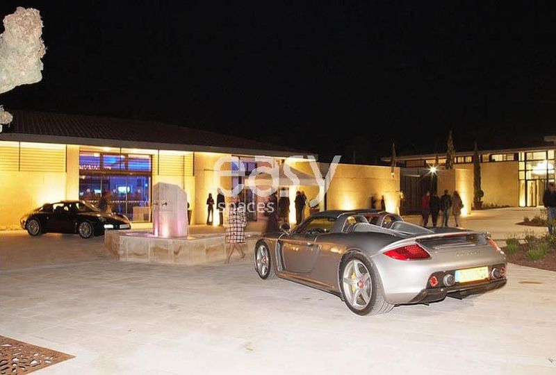 louer une salle pour exposition de véhicules dans le var