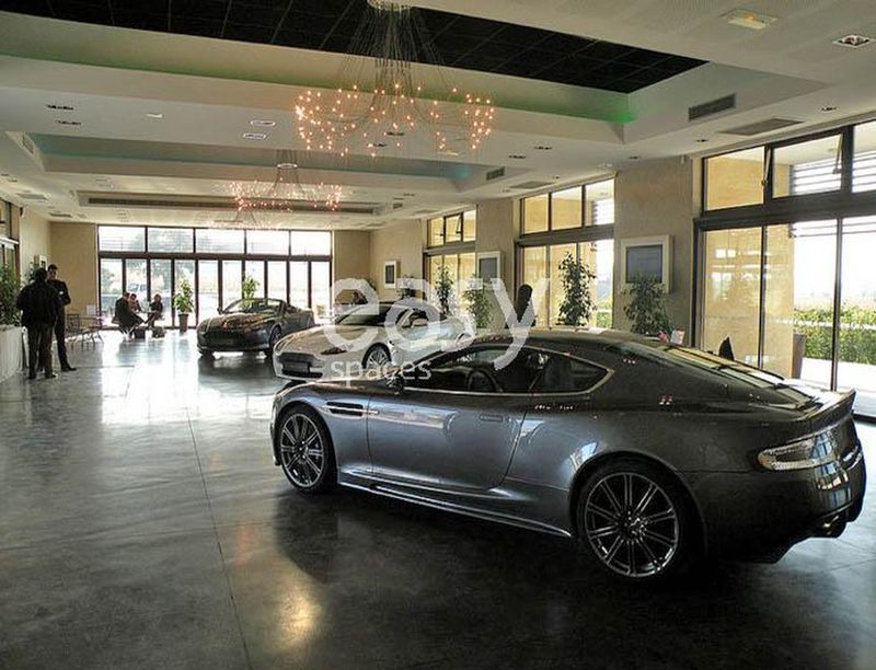 louer un lieu pour exposition de véhicules région paca