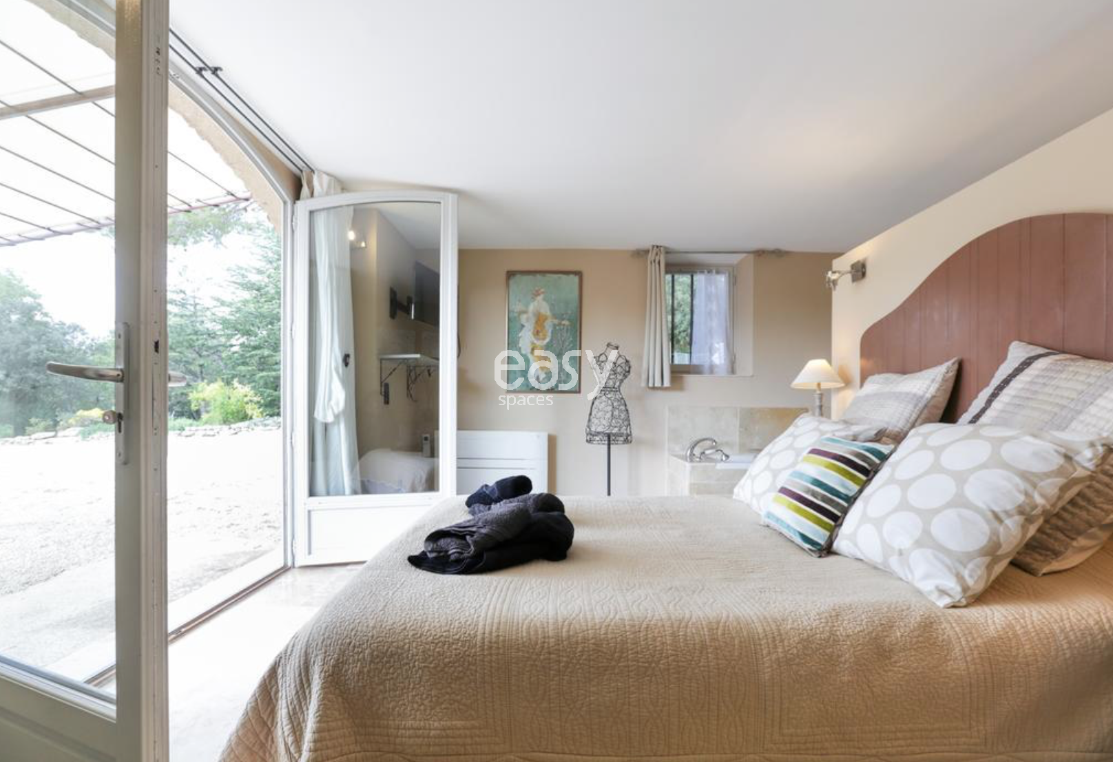 lieu à louer pour shooting luberon