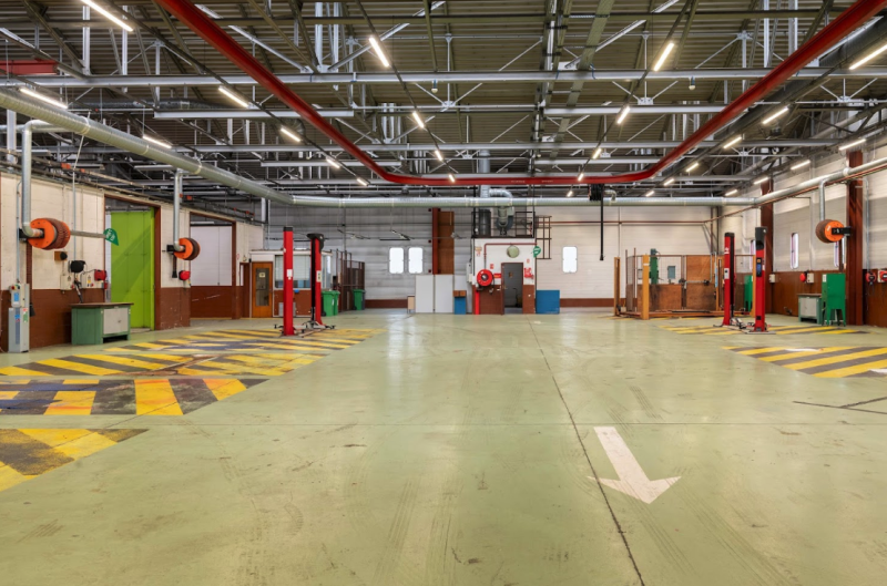 louer un lieu de type de hangar pour tournage paris