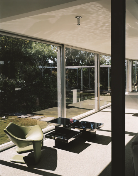 louer une villa année 70 pour shooting cannes