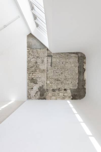 louer un lieu brut pour shooting dans le sud de la france 