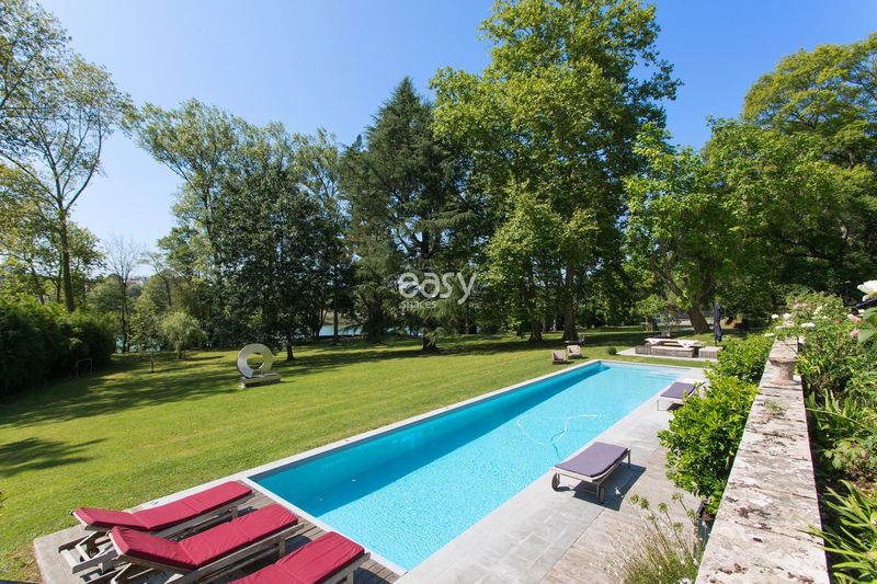 lieu à louer pour tournage biarritz