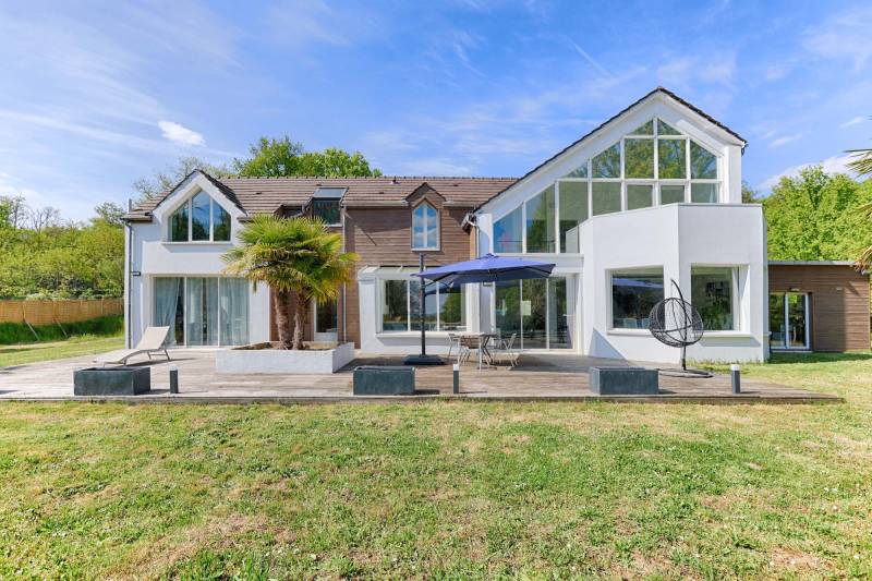 louer une maison avec piscine pour un événementiel paris