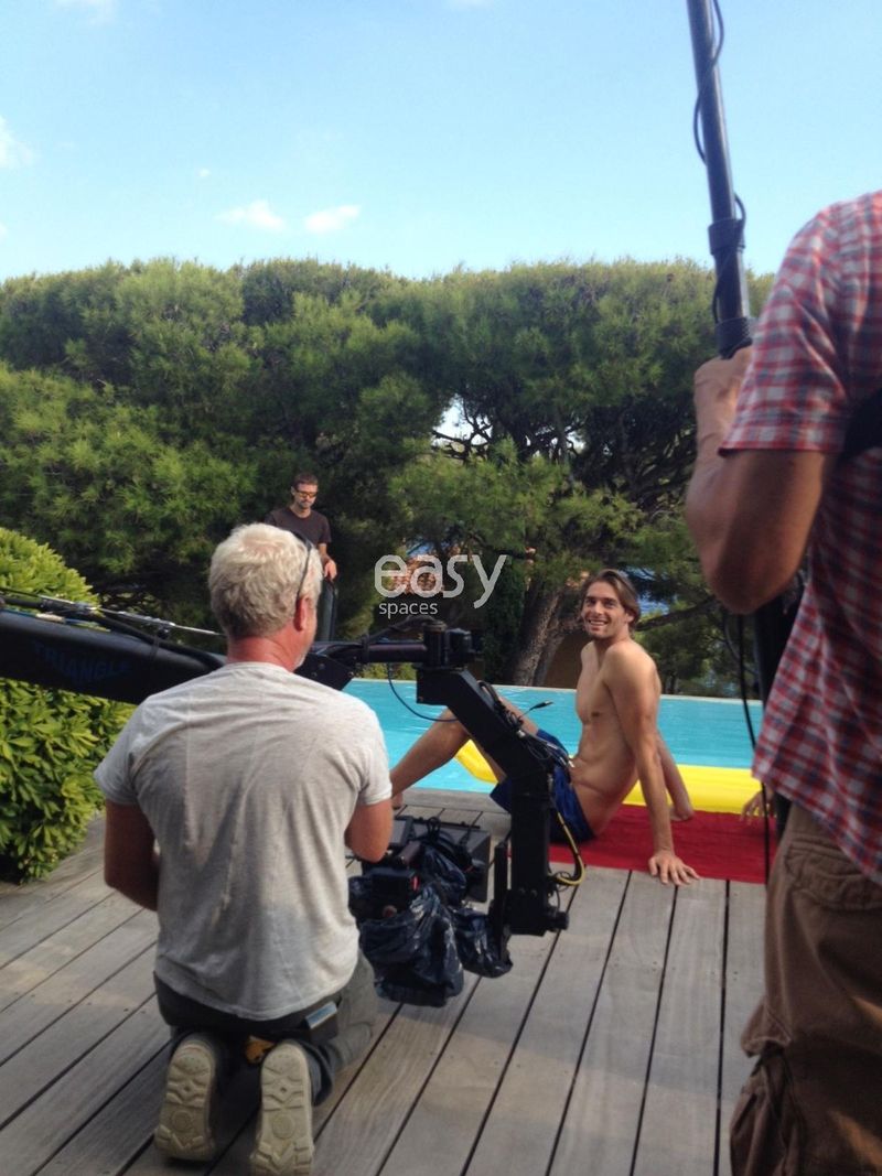 tournage à Cassis avec le nageur Camille Lacours