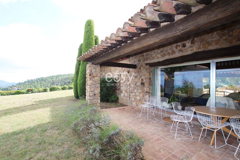 location de décors de films  cannes st raphael fréjus