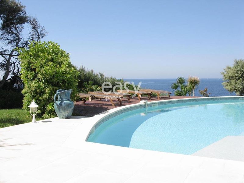 villa ultra moderne avec piscine et vue mer près de Cannes, Nice, Saint-Tropez