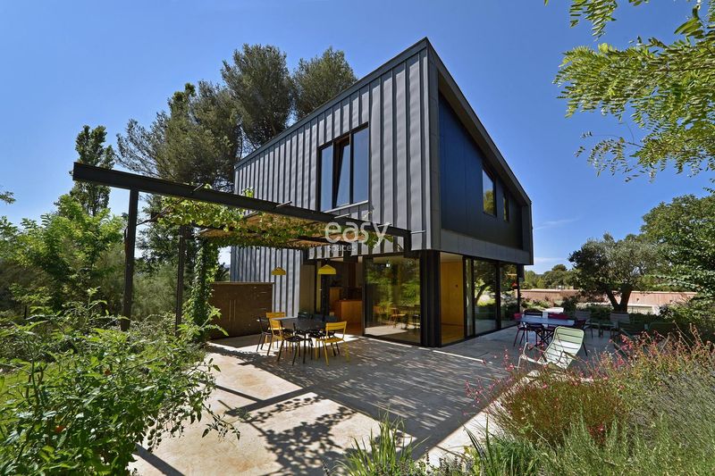 lieu lancement produit aix en provence