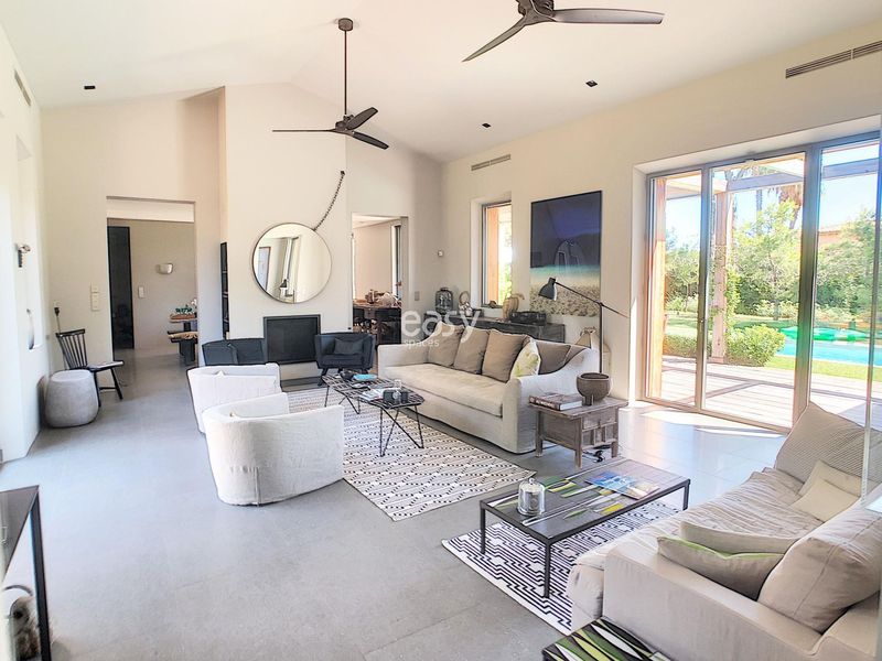 lieu de shooting saint tropez