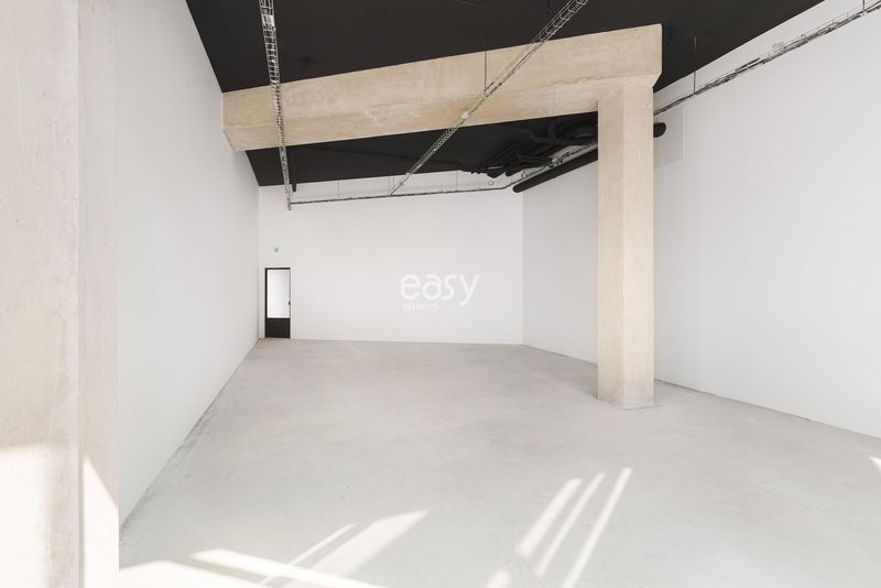 loft brut pour lancement de produit paris