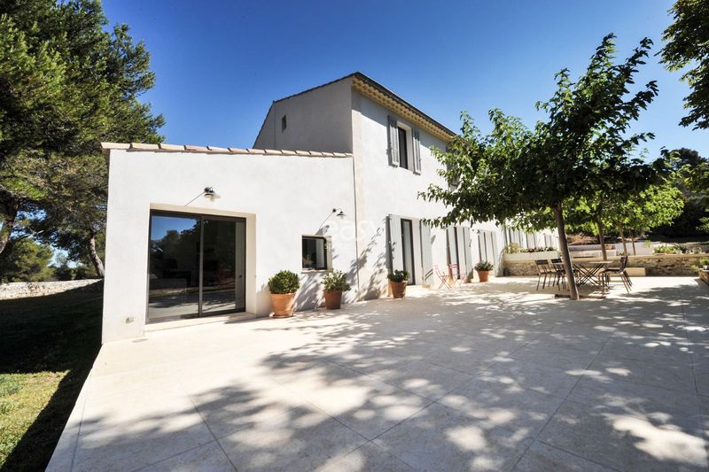 proposer un décor pour un tournage près de marseille