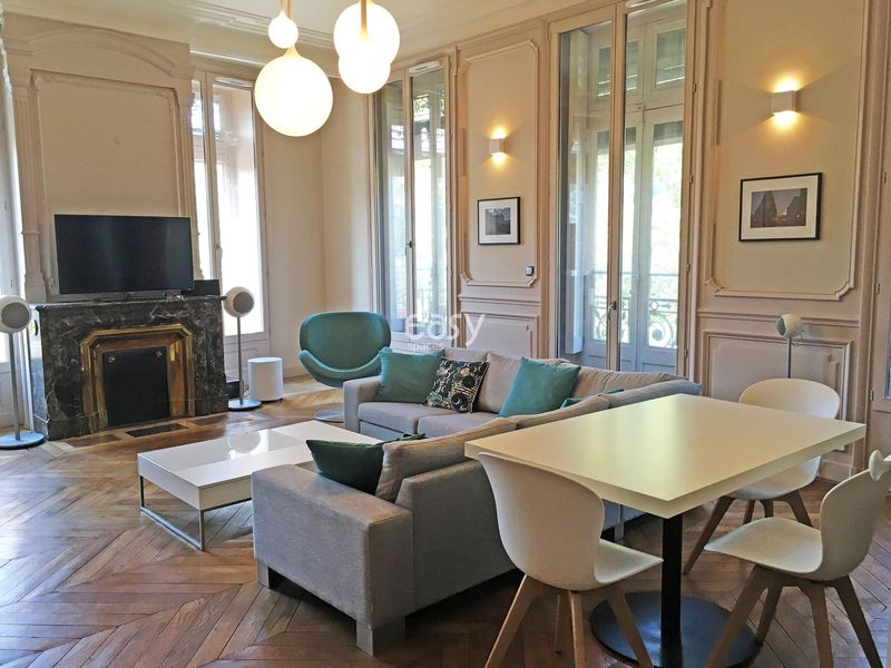 agence de lieux lyon