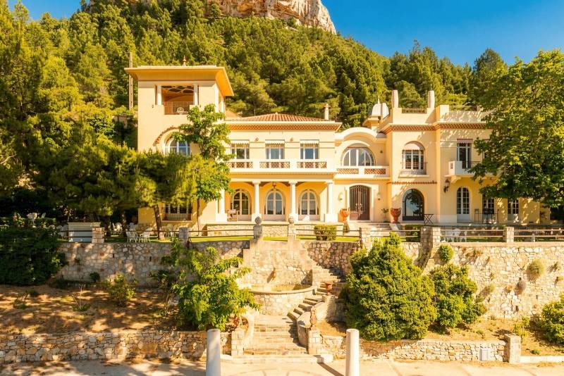Maison Belle époque vue mer à louer pour shooting photo et tournage proche de Marseille