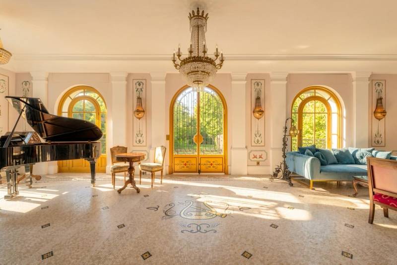 Maison Belle époque vue mer à louer pour shooting photo et tournage proche de Marseille