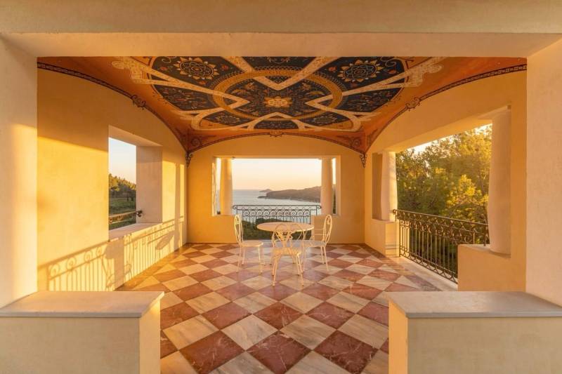 Maison Belle époque à louer pour shooting photo et tournage proche de Marseille