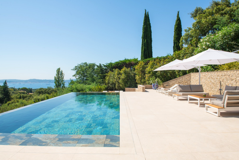 villa vue mer à louer pour shooting photo saint-tropez