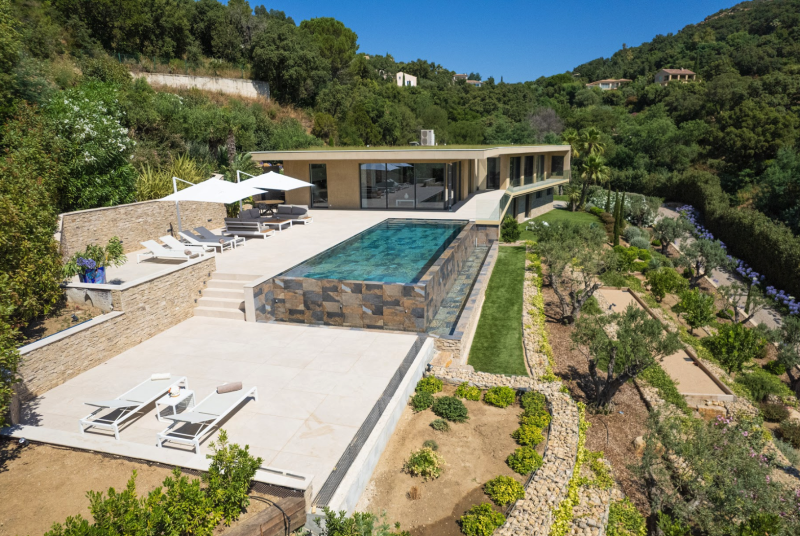 maison moderne à louer pour shooting photo dans le var