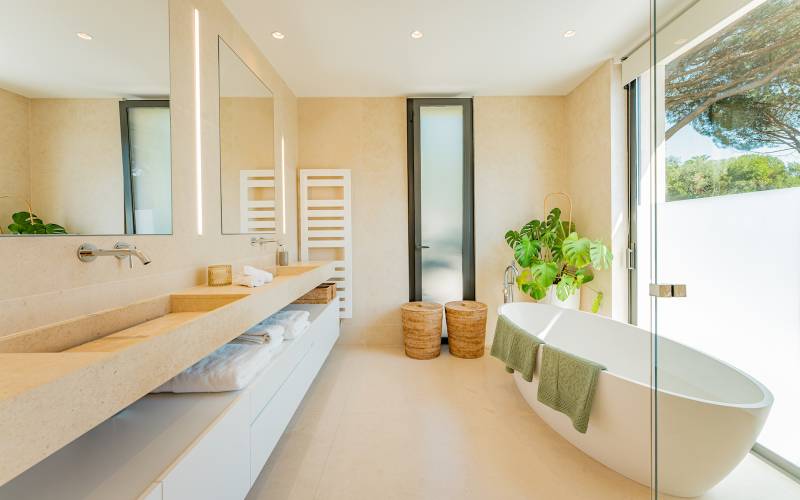 maison contemporaine avec vue mer à louer pour tournage à Saint-tropez