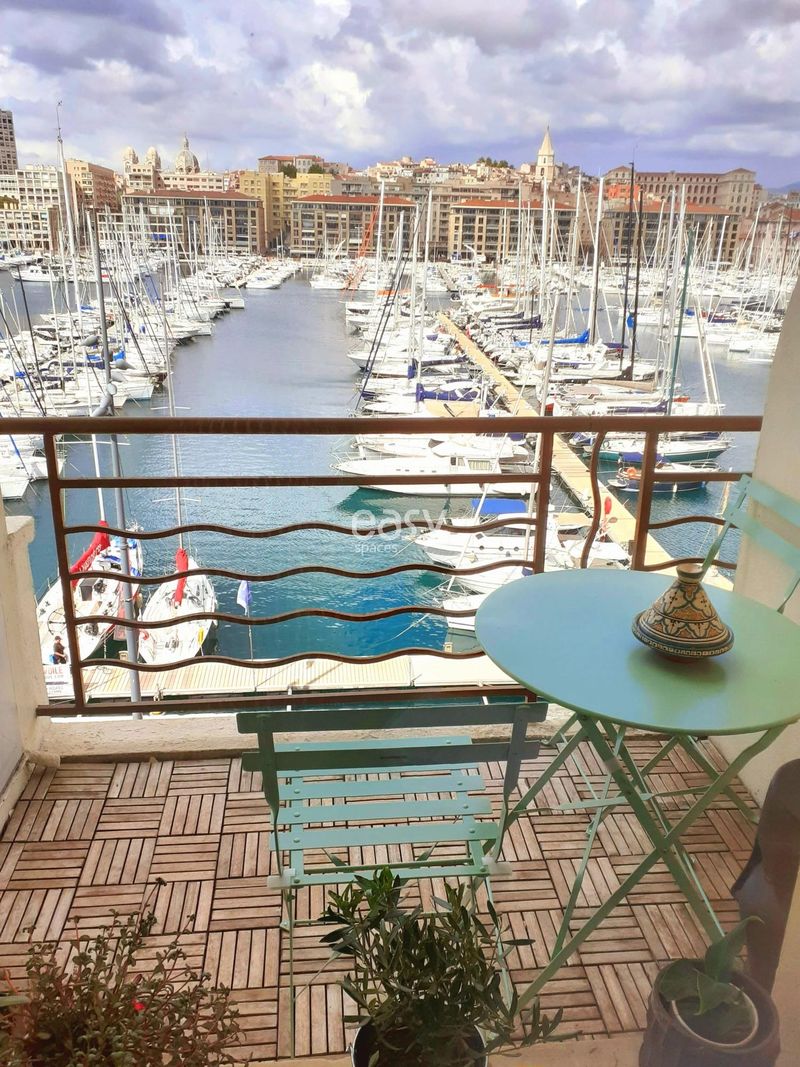 lieu de shooting vue vieux port à marseille