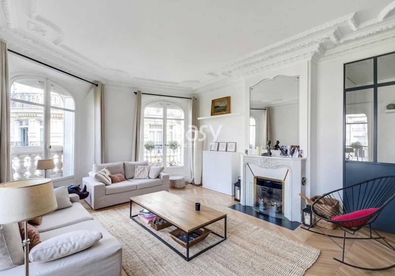 Location d’appartements typiques haussmanniens pour films à Paris