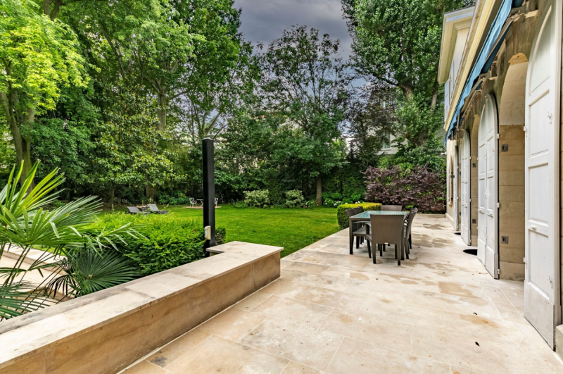 décor de prestige à louer Paris