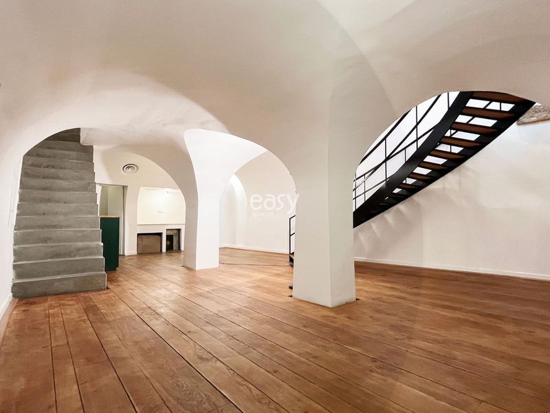 local showroom paris