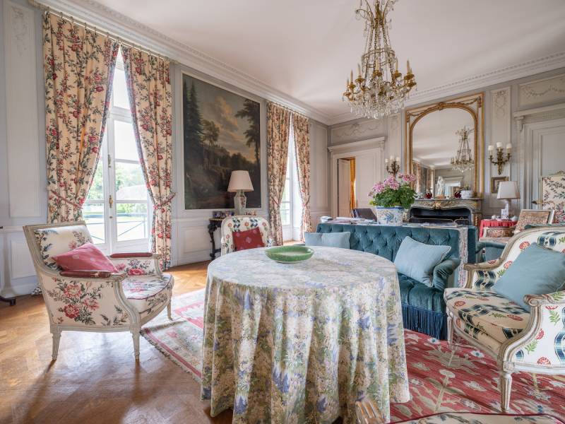 chateau en location pour tournage paris