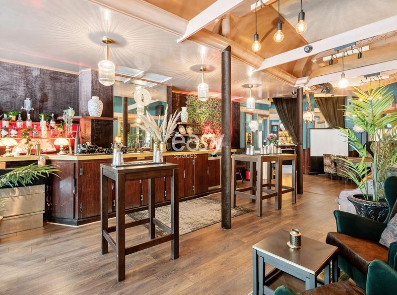 décor de film avec jardin à louer en ile de France