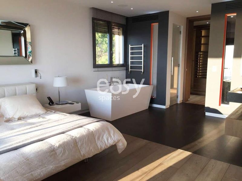 qui connait un décor de film dans le 06?