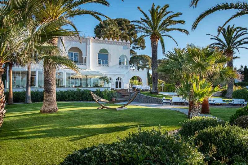 Villa belle époque à louer pour tournages, photos et événementiel à proximité de Saint tropez